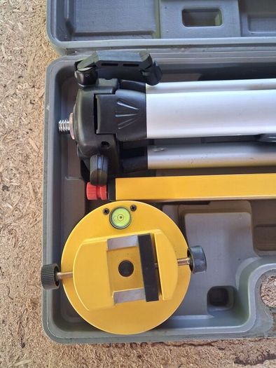 laser spirit level