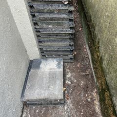 Roof tiles