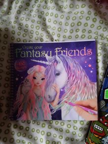 BNWT Fantasy Friends Top Model Book