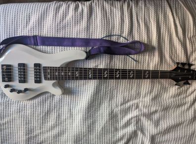 Bass guitar Harley Benton