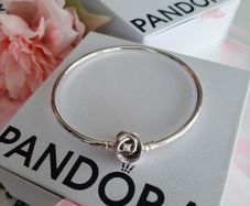 New genuine pandora bangle