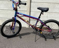 Verve New Chrome BMX bike with 4 stunt pegs. 20inch Bike.