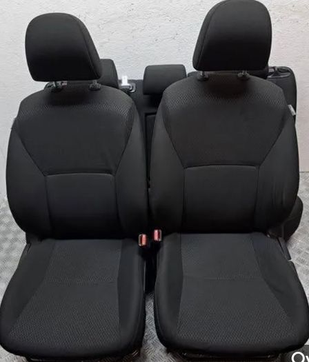 toyota auris 2009 front seats