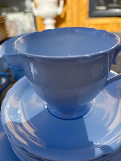 Fine bone china