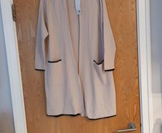 Meadows & Byrne  Long Cardigan.   S..S -10 12.     B.N.W.T.