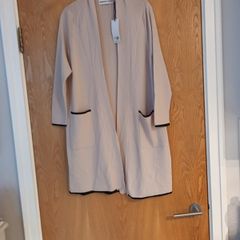 Meadows & Byrne  Long Cardigan.   S..S -10 12.     B.N.W.T.