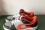 Duffs trainers