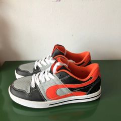 Duffs trainers