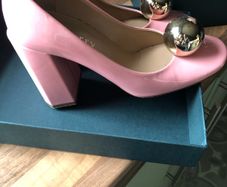 Mulberry pink patent shoes