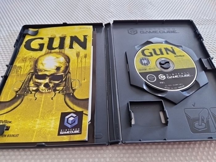 Gun  Nintendo Gamecube Game cube Games Original