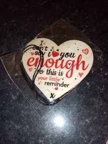 Bnwt wooden heart love