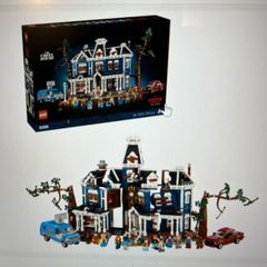 Lego Stranger Things Creel House & GWP.