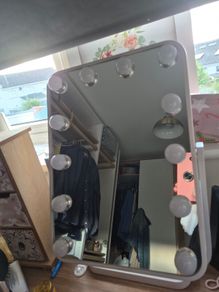 Vanity Mirror with Lights