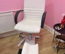Pedicure station