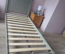 Single bed and Matress as new