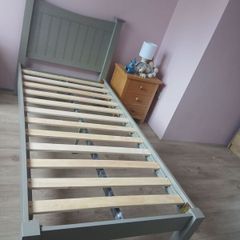 Single bed and Matress as new
