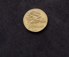 Australian 1993 " Landcare Australia " Commemorative One Dollar Coin