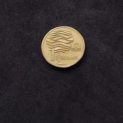 Australian 1993 " Landcare Australia " Commemorative One Dollar Coin