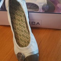 Gorgeous Soft Leather Hirica Ballet Flats/ Shoes Size 37 UK 4