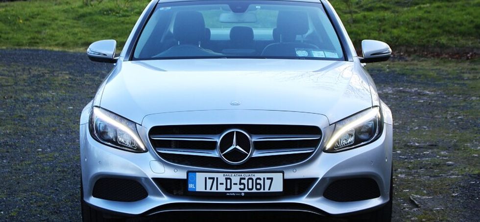 Mercedes-benz C350e Premium Sport Plus/high Spec/only 90kkms