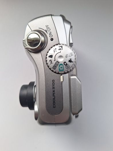 Nikon Coolpix 3100