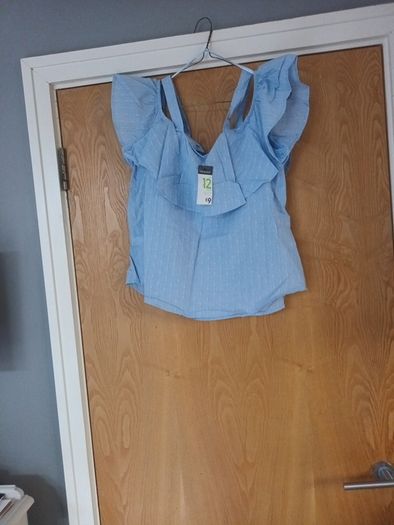 Primark  Top.  S.12.    B.N.W.T.