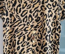 ZARA leopard print tee Sz S (Fit 8-10 UK)