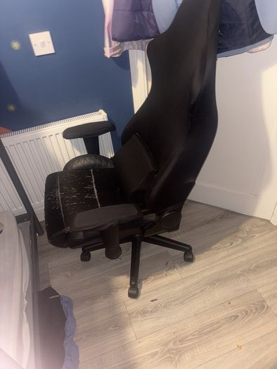 gaming chair