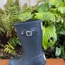 dark blue hunter wellington boots Image 6