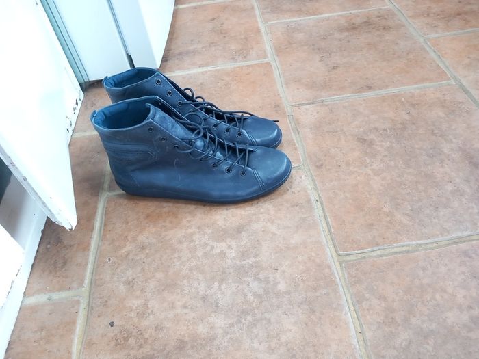 Ecco Navy Soft Leather Laced Boots S42