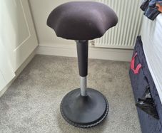 Ergonomic office stool