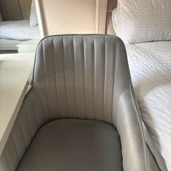 Vanity Chair