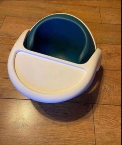 seat with tray