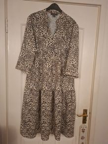 Dress .. Size: 10 UK