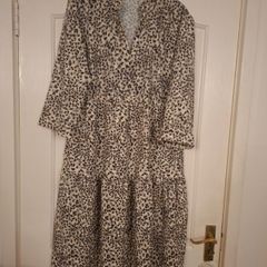Dress .. Size: 10 UK