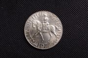 Queen Elizabeth II Silver Jubilee Crown - 1977