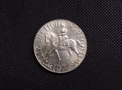 Queen Elizabeth II Silver Jubilee Crown - 1977