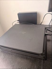 ps4 Slim 1TB and controller 1 12.52 jailbreak