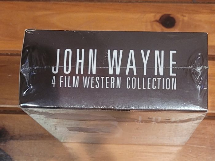 John Wayne 4 DVD Films