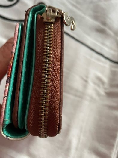 Desigual purse