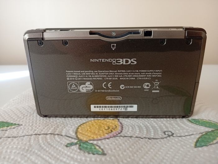 Nintendo 3DS console partially faulty (read description)