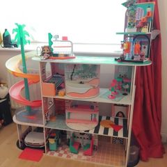 LOL surprise Dollhouse & Accessories