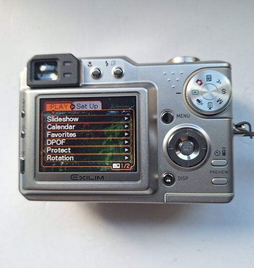 Casio Exilim EX-P600 digital camera with remote