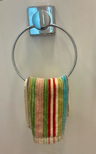 Towel ring