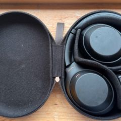 Sony XM4 headphones