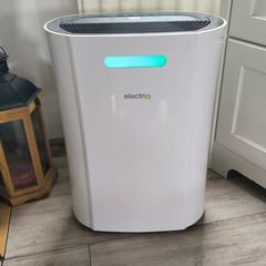 electriQ CD12P dehumidifier with filter
