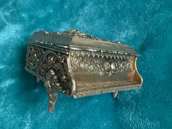 Vintage Grand Piano Jewelry Box, Gold Tone with Red Velvet Japan
