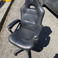 gaming chair