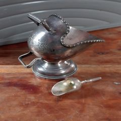 vintage silver plated creamer/small decorative jug