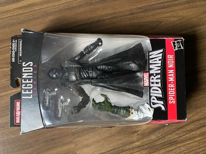 Spiderman noir figure